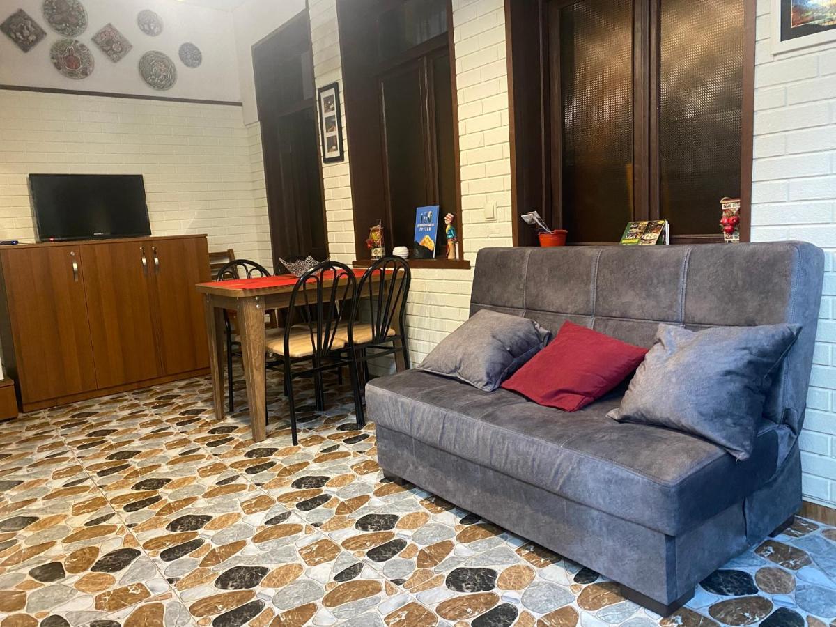 Lovely Apartment Tbilisi Luaran gambar